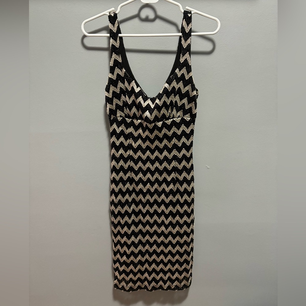 Mystic Black and Cream Zigzag Mini Dress
